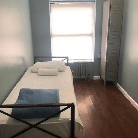 Chelsea International Hostel-3